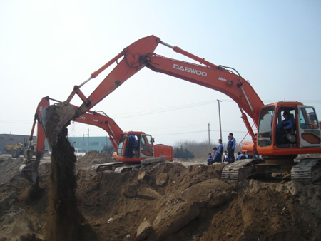 西安挖掘机学校